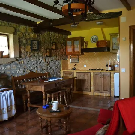 Hétvégi ház La Chimenea Cantabra Oreña